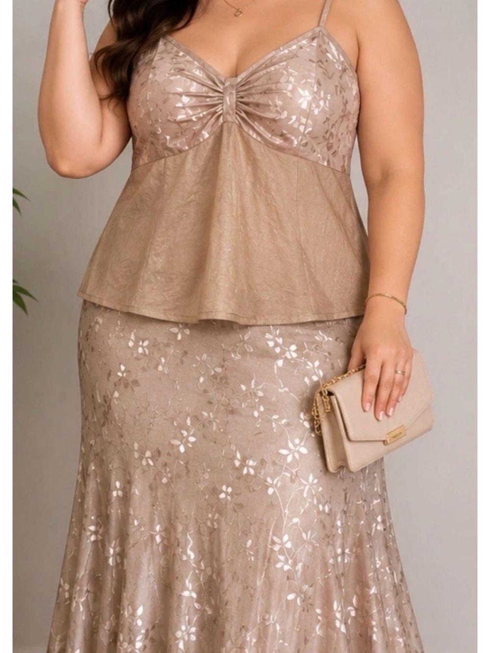 Women's 2 Piece Beige Floral Embroidered Satin Top & Midi
Skirt Set Plus Sz XL